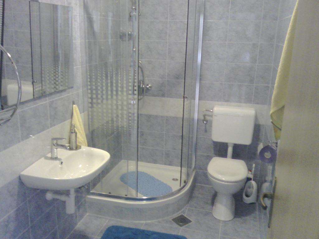 Apartments Krajici Kaštela Kamer foto