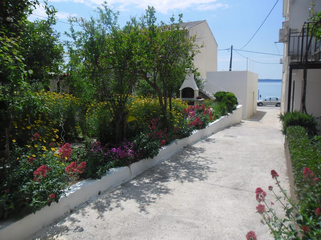 Apartments Krajici Kaštela Buitenkant foto